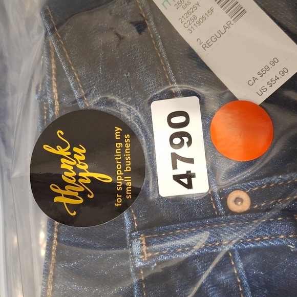 Maurices "NEW" Dark Wash Retro High Rise Curvy Fit 90s Flare Denim Jeans Size 2 - Picture 12 of 12